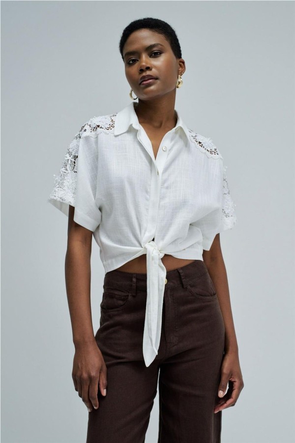 Camisa Salsa con encaje y lino