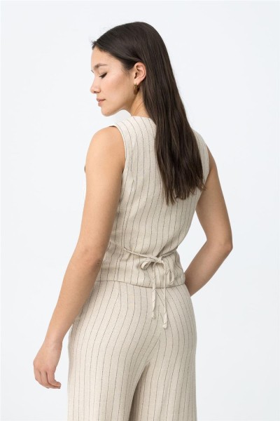 Chaleco Tiffosi beige