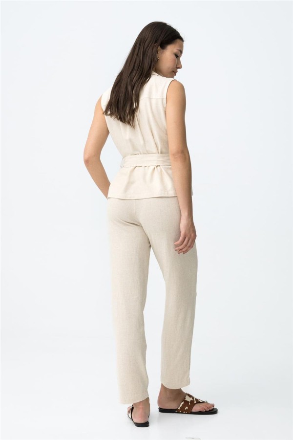 Pantalón Tiffosi beige de corte regular
