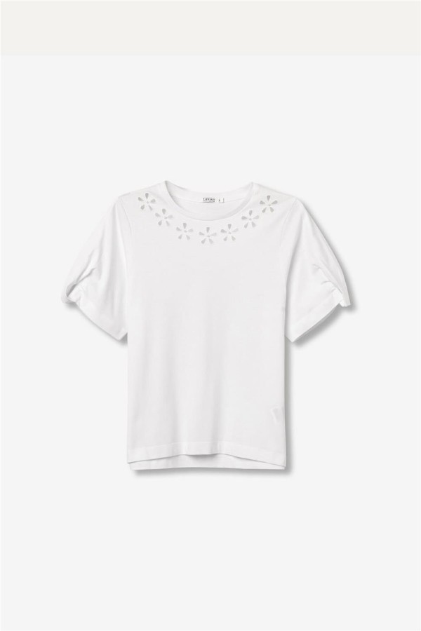 Camiseta Tiffosi con detalles florales
