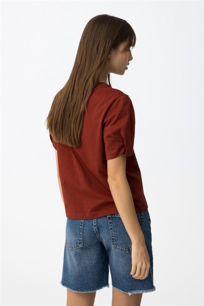 Camiseta Tiffosi con detalles florales