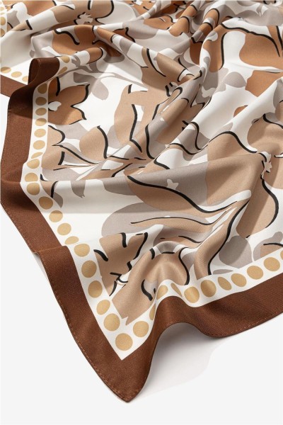 Pañuelo Tiffosi beige estampado