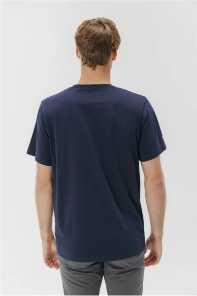 Camiseta El Pulpo con logo bordado en contraste