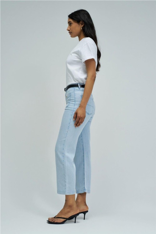 Vaquero Salsa en lightdenim con...