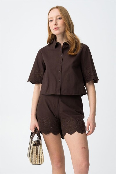 Camisa Tiffosi cropped bordada
