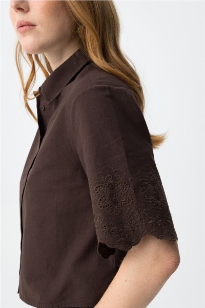 Camisa Tiffosi cropped bordada