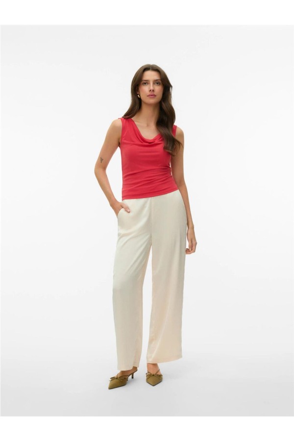 Top Vero Moda con escote en cascada