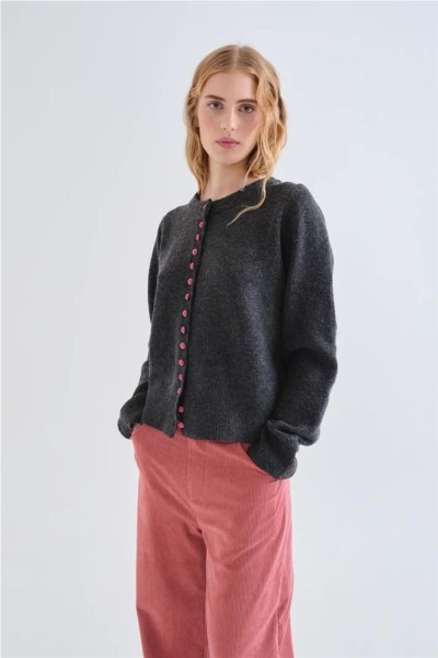 Cárdigan Compañía Fantástica gris botón rosa