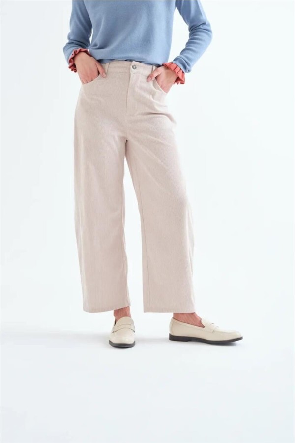 Pantalón Compañía Fantástica de pana blanco crudo