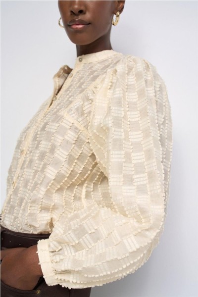 Camisa Salsa con textura con mangas abullonadas
