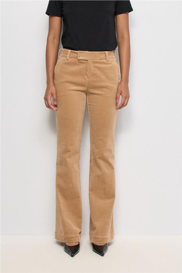 Pantalón chino Salsa de pana con...