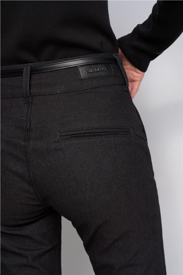 Vaquero Salsa secret chino push in flare