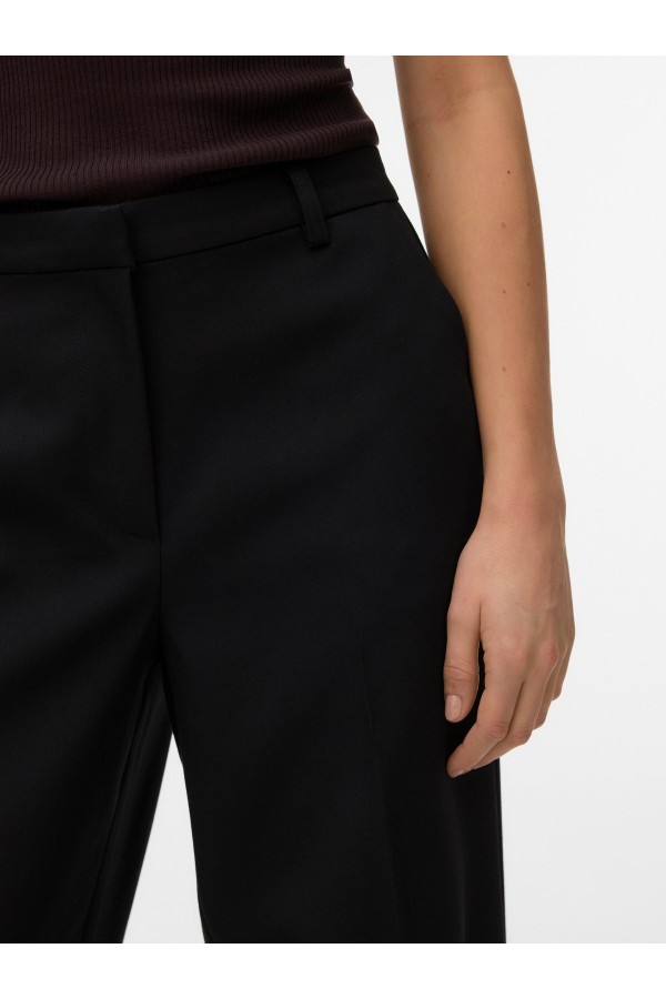 Pantalón de tela Vero Moda Negro...