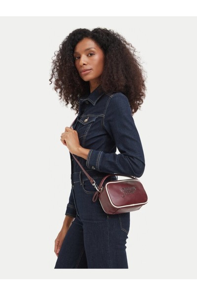 Bolso Tommy Jeans Rosewood Brown Bold Script Camera Bag AW0AW19053